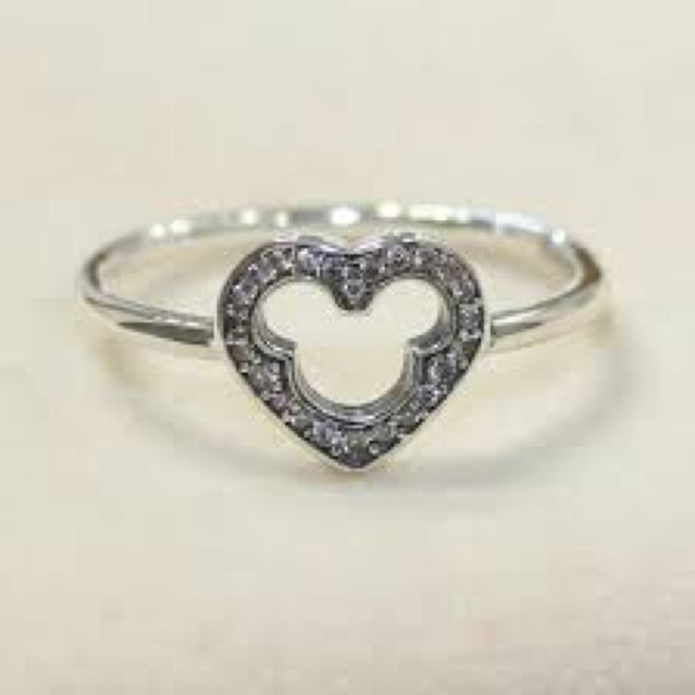 Pandora Retired Disney’s Mickey Mouse Ring